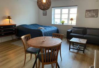 Jonstrupvejens Bed & Breakfast Lejl B has Balcony rooms