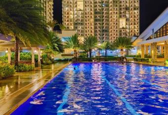 1bedroom Penthouse Verdon Parc Davao allows 18 year olds to book a room