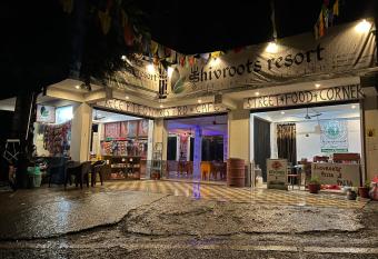 ShivRoots resort has Smoking/Balcony rooms