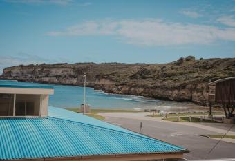 Surf break at Bayview villas SEA VIEW has Balcony rooms