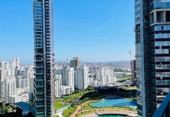 L  ks Site     erisinde Havuz Olanakl   Ev has Balcony rooms