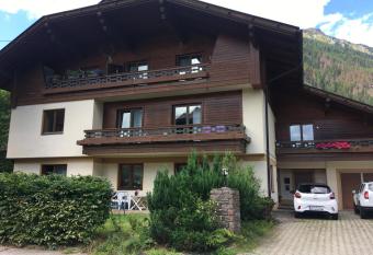 Haus Karin Mallnitz has Balcony rooms