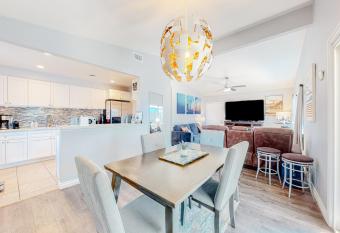 Basecamp has Balcony rooms