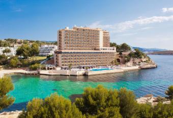 Globales Cala Vi  as Adults Only 16+ allows 18 year olds to book a room