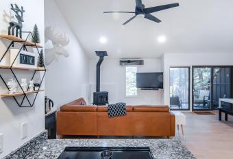 Mill Run 6C has Balcony rooms