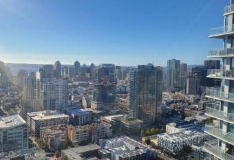 Best View In San Diego the photo is the real view has Balcony rooms