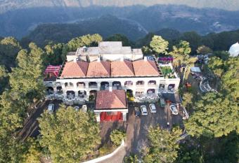 The Morni Resort has Balcony rooms