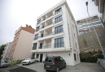 AKTA   SUITE has Balcony rooms