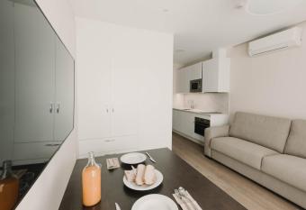 Apartamentos SubUp has Balcony rooms