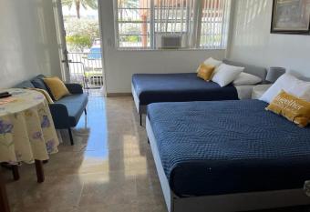 2208 - Cozy Affordable Studio Close To The Beach allows 18 year olds to book a room