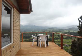 C  moda estad  a en granja con espectacular vista. has Balcony rooms