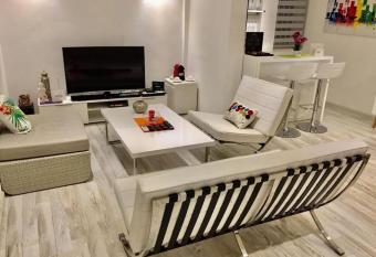 Lovely two bedrooms apartment. has Balcony rooms