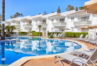 Universal Aparthotel Elisa has Balcony rooms