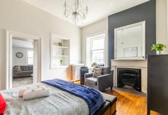 1BR - Boutique Apartment - PRIME Location allows 18 year olds to book a room