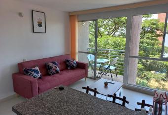 APTO CON PISCINA y PARQUEADERO EN REMANSOS DE LILI has Balcony rooms