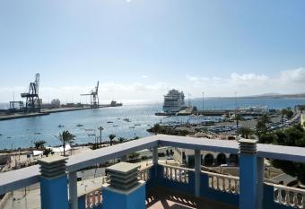 Hotel Tamasite allows 18 year olds to book a room