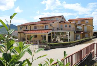 Pansion Veso has Balcony rooms