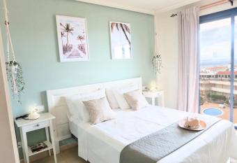 Beautiful,boho,sea view Los Gigantes apartment has Balcony rooms