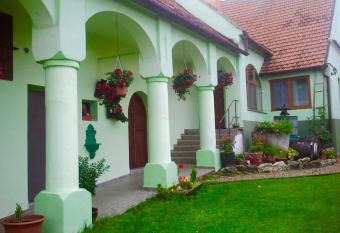 Na   pat   P  lavy has Balcony rooms