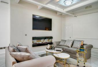 Sky Way Apartments allows 18 year olds to book a room