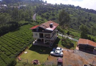 De Castle has Balcony rooms