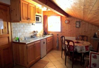 Chambres d h  tes les Terrasses de Varme has Balcony rooms