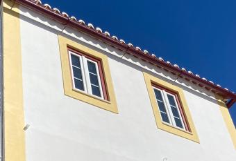 Const  ncia Guest House allows 18 year olds to book a room