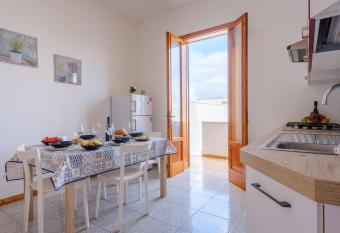 Villetta San Foca has Balcony rooms