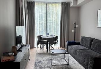 Naujai   rengti pu  yno apartamentai - bekontaktis     jimas has Balcony rooms