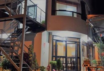 Maxis House has Balcony rooms