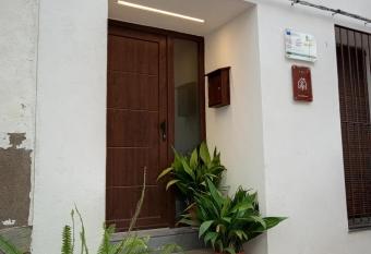 Casa rural El Forn d Alcudia de Veo allows 18 year olds to book a room