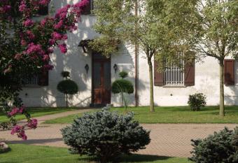 B&B Casa Manuelli has Balcony rooms