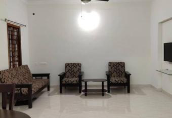 Sapphire Luxury Apartment has Balcony rooms