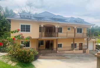 Palm Blossom Villa allows 18 year olds to book a room