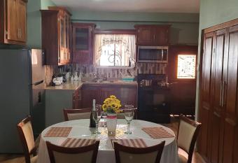 Lady Vi Apartments has Balcony rooms