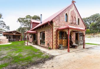 Chianti Cottages has Balcony rooms