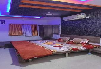 OYO 70026 Om Sai Restaurant And Lodging allows 18 year olds to book a room