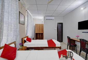 OYO 70124 Olive Guest House allows 18 year olds to book a room