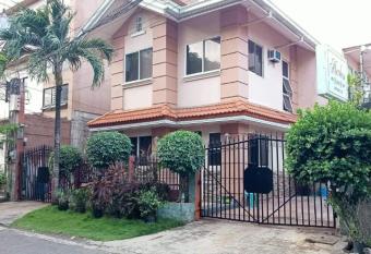 Aberdeen Haus in Mabolo allows 18 year olds to book a room