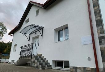 Casa Muntelui R    nov has Balcony rooms