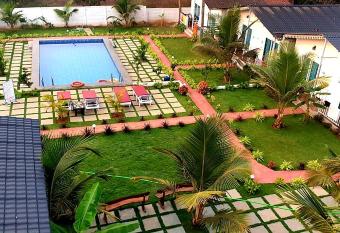 White Truffle Resort, Arambol has Balcony rooms