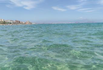 Habitacion privada Naturaleza playa y piscina has Balcony rooms