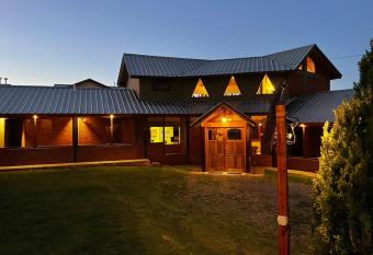 Ruca Nel allows 18 year olds to book a room