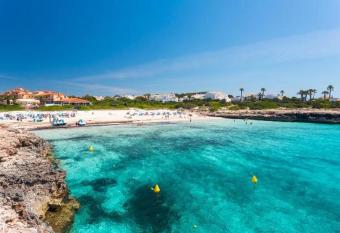 Precioso apartamento de dos hab. en Calan Bosch has Balcony rooms