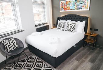 Black Lion Hotel allows 18 year olds to book a room