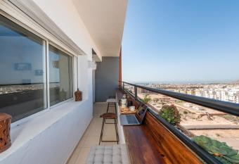 Appartement en r  sidence avec piscine has Balcony rooms