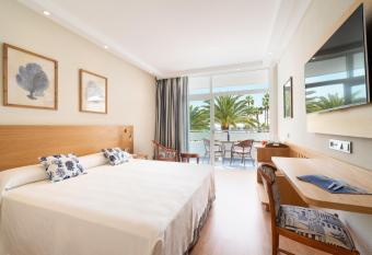 VIK Hotel San Antonio has Balcony rooms