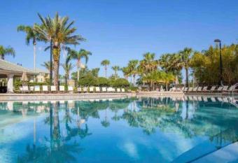 Luxury Boho-Chic Getaway near Disney, excellent location ! has Balcony rooms