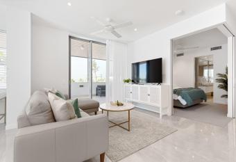 Oceanus Bokarina Beach allows 18 year olds to book a room