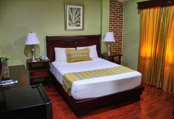 Platino Hotel & Casino allows 18 year olds to book a room